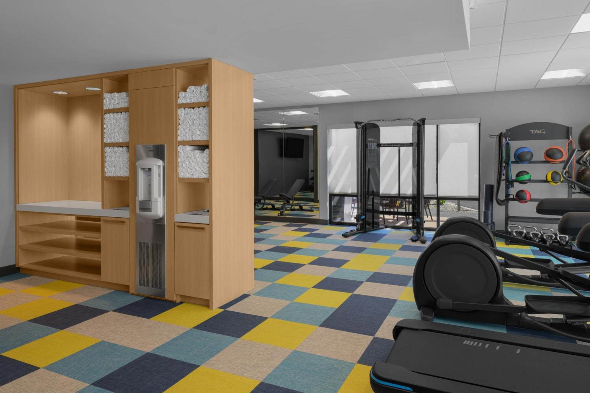 Towneplace Suites By Marriott คอร์ดาลีน ภายนอก รูปภาพ